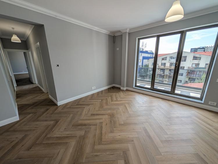 Apartament cu 3 camere în Aviației