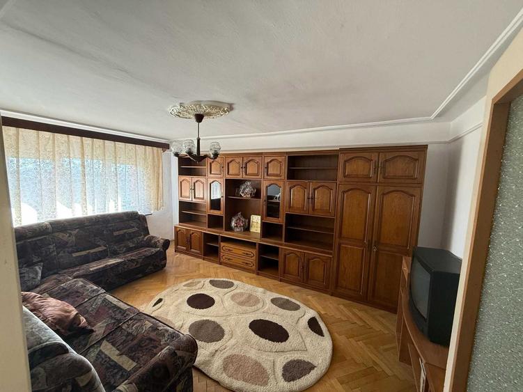 Apartament cu 2 camere nedecomandat în Central