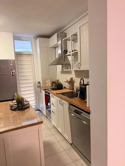 Apartament cu 2 camere decomandat în Medicină