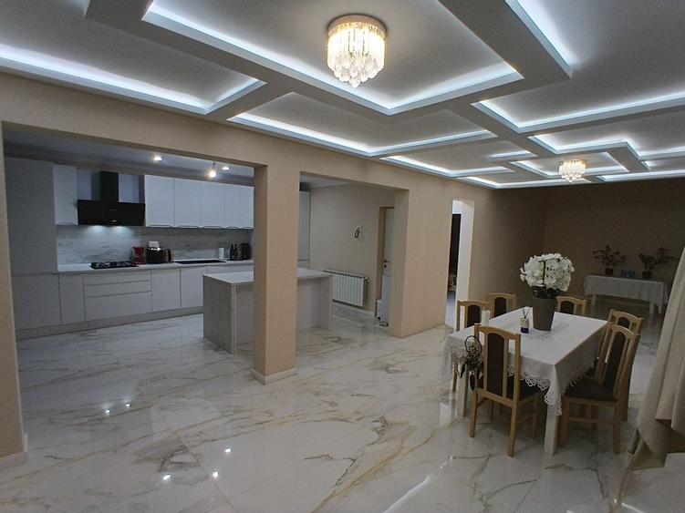 Casă cu 2 camere în Central