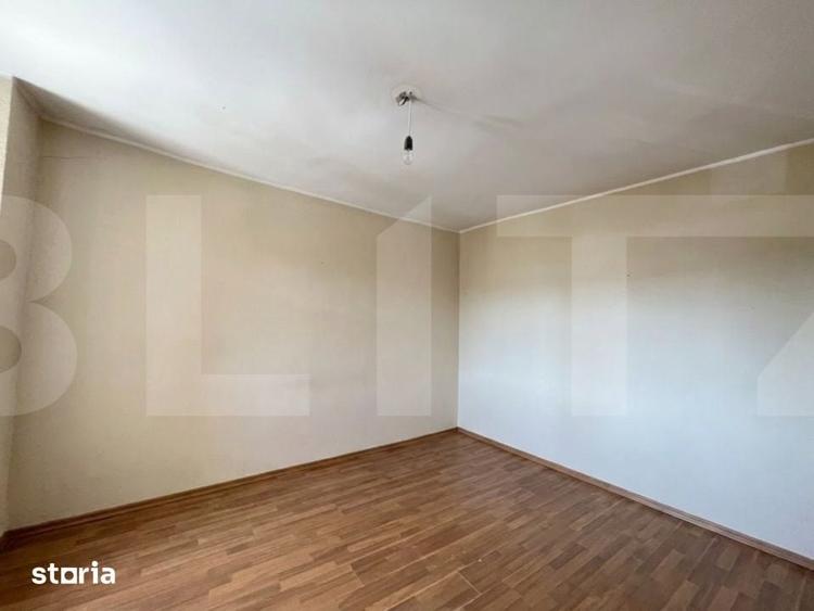 Apartament cu 3 camere decomandat în Copălău