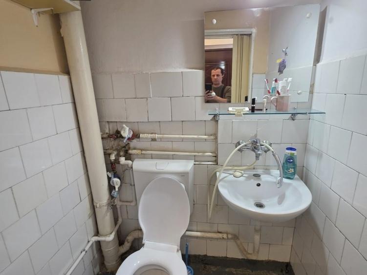 Garsonieră semidecomandată în Baba Novac