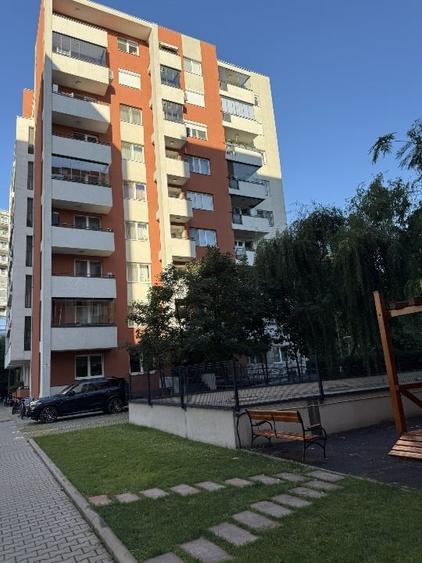 Apartament cu 2 camere decomandat, mobilat în Baba Novac