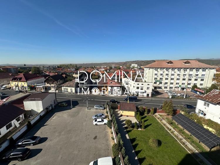 Spațiu comercial, de 2,132 mp, în 1 Mai