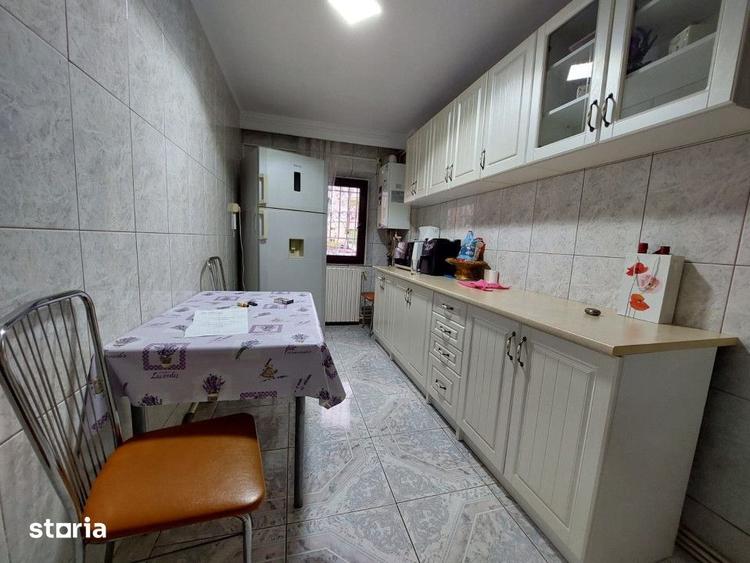 Apartament cu 3 camere în Faleza Nord