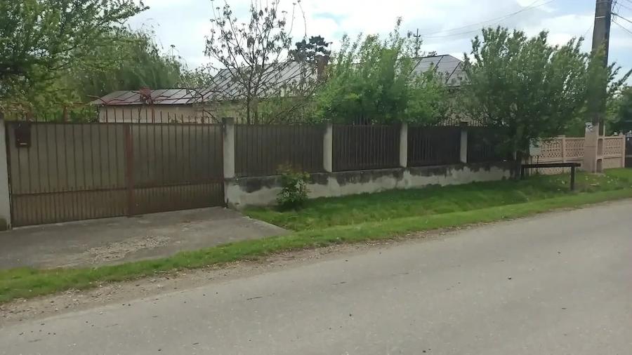 Teren de 900 mp, în Tăriceni