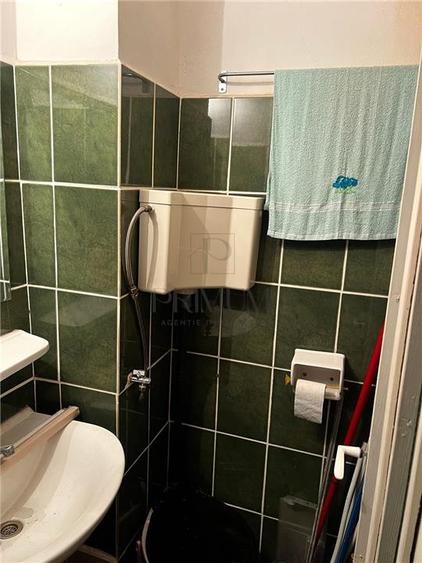 Apartament cu 2 camere decomandat în Steaua