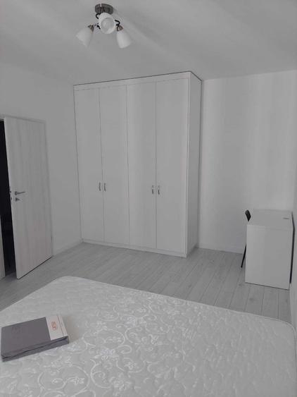 Garsonieră decomandată în Regie