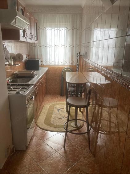 Apartament cu 2 camere nedecomandat în Spitalul Județean