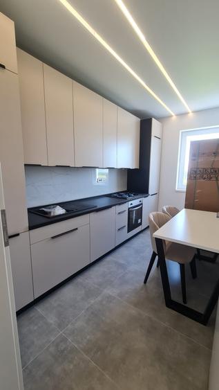 Apartament cu 2 camere decomandat în Berceni