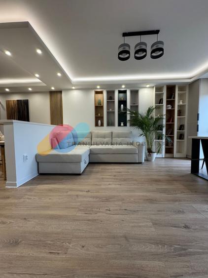 Apartament cu 2 camere semidecomandat, mobilat în Dâmbul Rotund