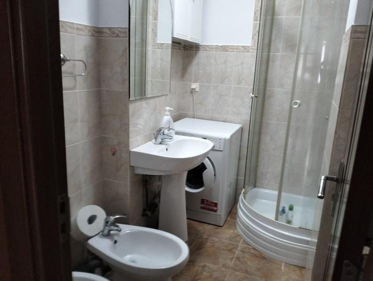 Apartament cu 2 camere decomandat în Alexandru cel Bun