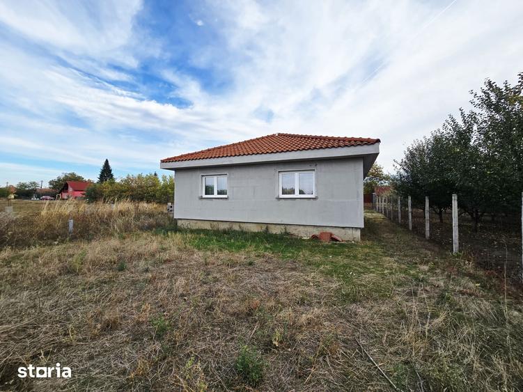 Casă cu 3 camere cu Teren 750 Mp în Central