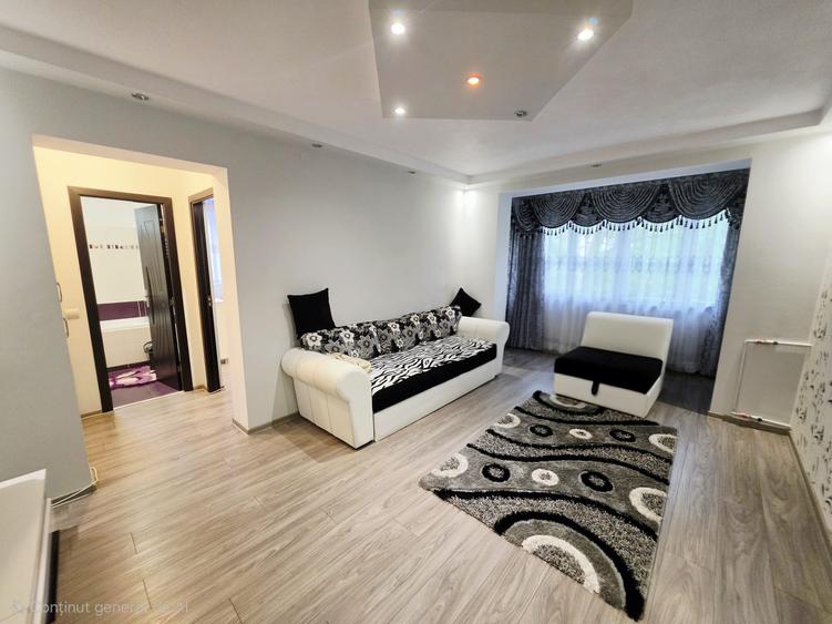 Apartament cu 2 camere semidecomandat în Republicii