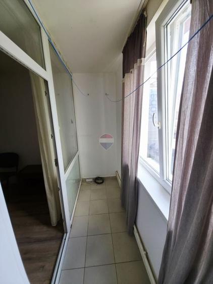 Apartament cu 2 camere decomandat, mobilat în Mărăței
