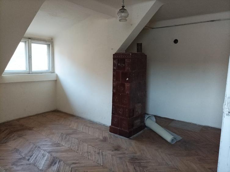 Apartament 3 camere liber la vanzare zona Central - 8