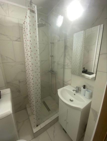 Apartament cu 2 camere în Centura