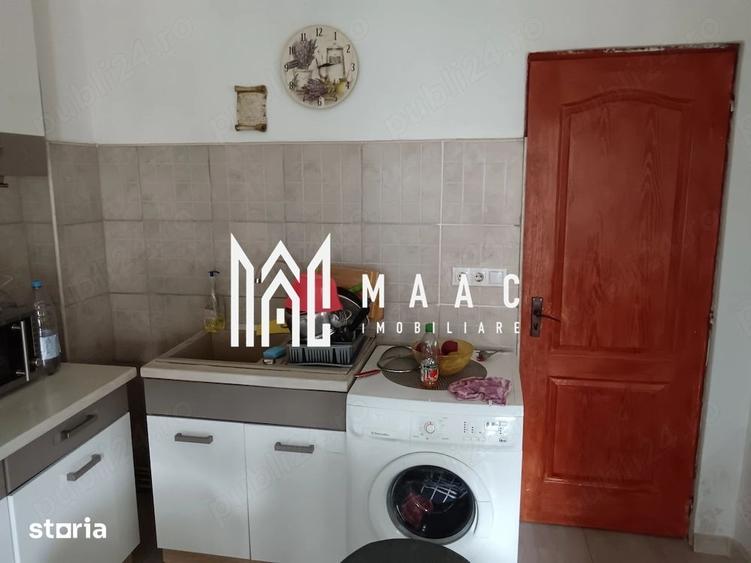 Apartament cu 4 camere semidecomandat, mobilat în Lupeni