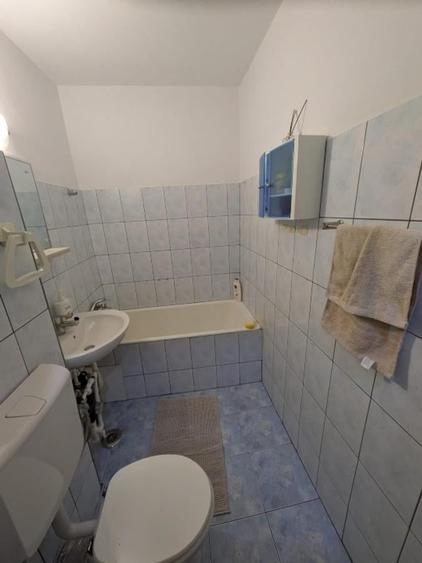 Apartament cu 2 camere decomandat, mobilat în Berceni