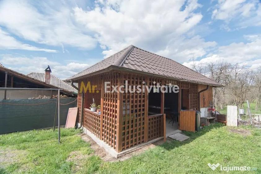 Casă cu 3 camere cu Teren 1000 Mp în Văcarea