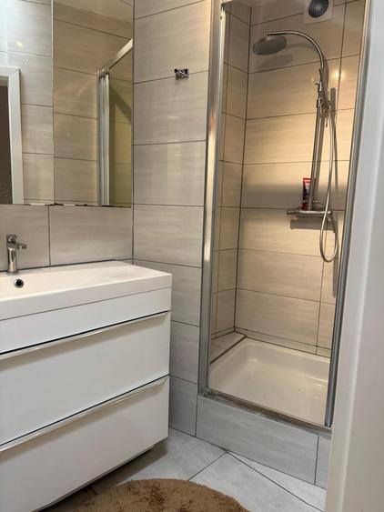 Casă individuală cu 4 camere cu Canalizare în Cotroceni