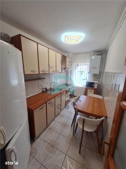 Apartament cu 2 camere decomandat, mobilat în Valea Cetății