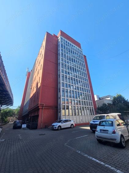 Spațiu comercial, de 9,500 mp, în Central