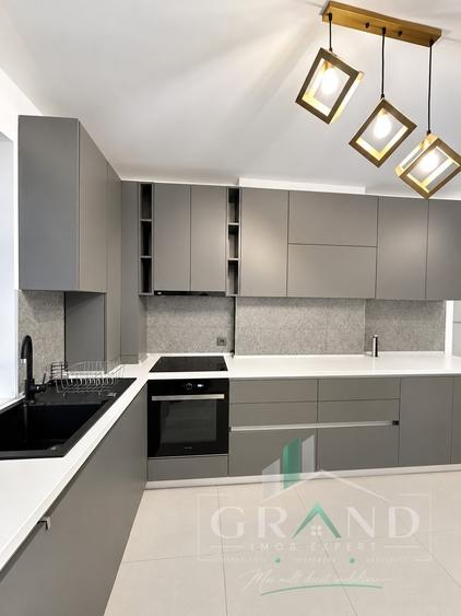 Apartament cu 3 camere semidecomandat, mobilat în Mănăștur