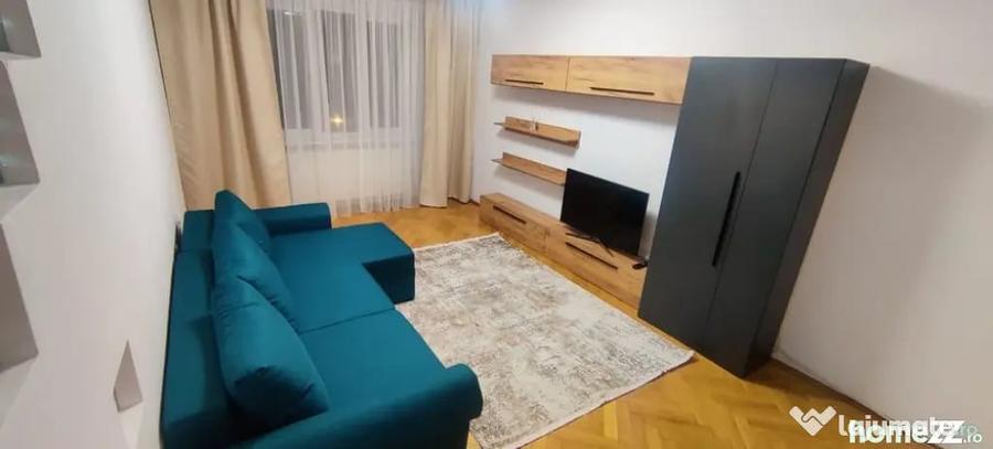 Apartament cu 2 camere decomandat în Scriitorilor