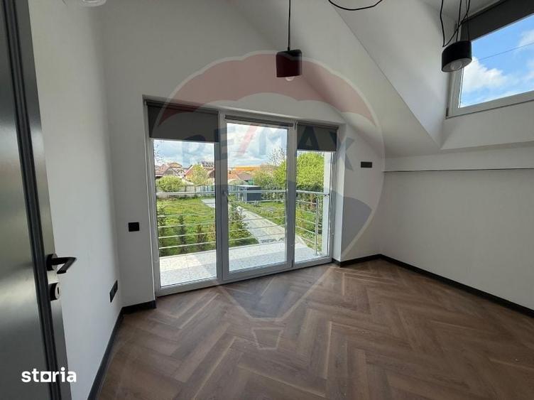 Apartament cu 3 camere în Turnișor