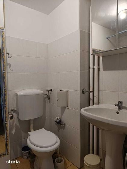 Apartament cu 3 camere în Bucur Obor