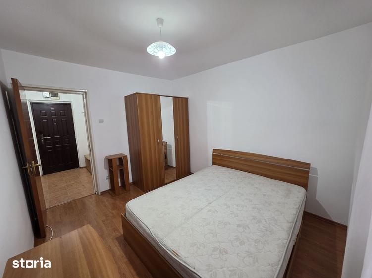 Apartament cu 3 camere decomandat în Militari