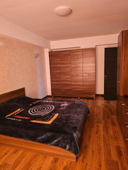 Apartament cu 2 camere decomandat, mobilat în Tomis Nord