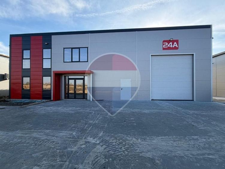 Spațiu industrial, de 550 mp, în Rudeni