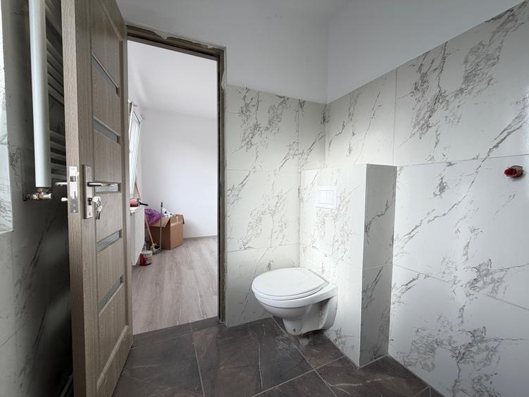 Apartament cu 3 camere decomandat în Șagului