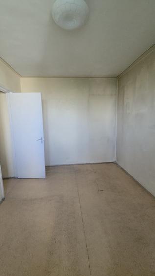 Apartament cu 2 camere semidecomandat în Colentina