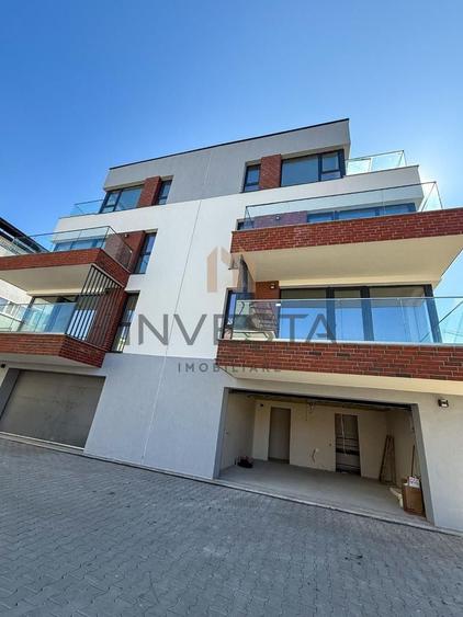 Duplex cu 4 camere cu Canalizare în Andrei Mureșanu