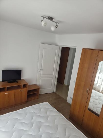 Apartament 2 camere metrou - 2