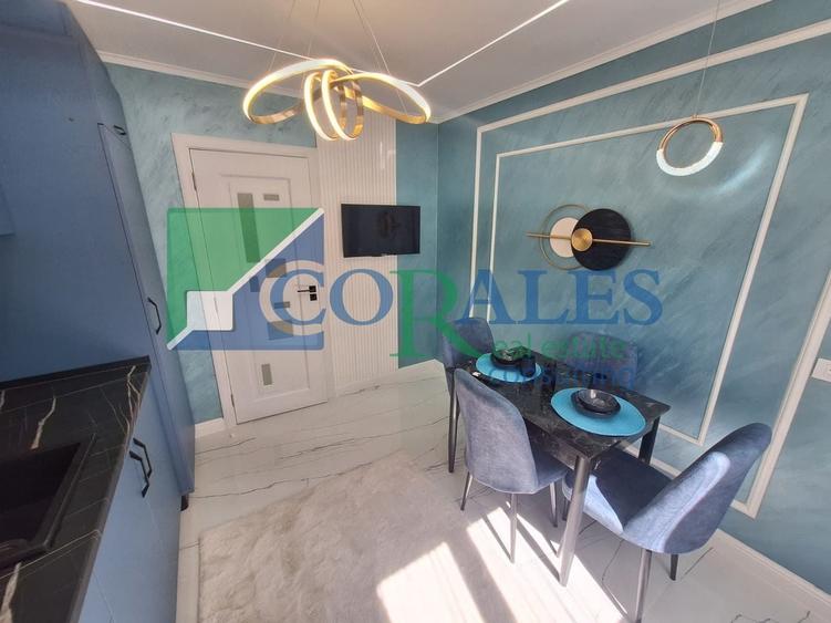 Apartament cu 3 camere semidecomandat, mobilat în Dâmbovița