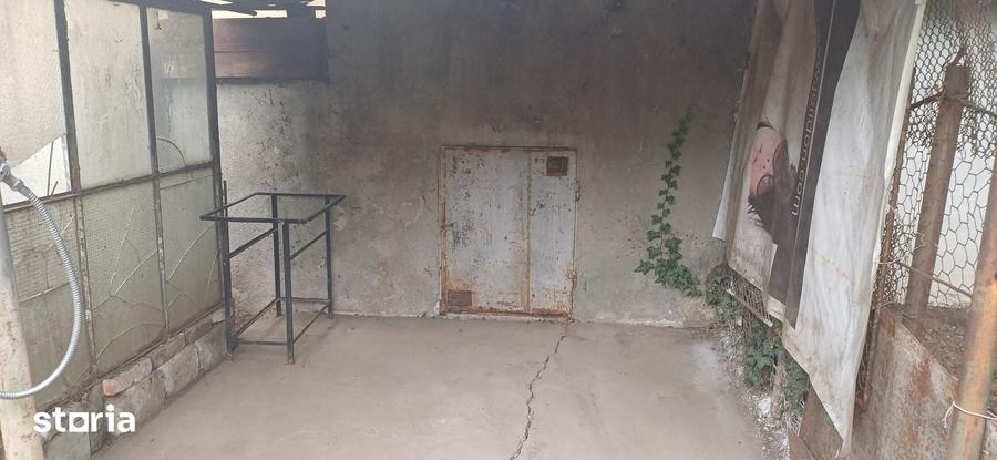 Casă cu 2 camere cu Teren 333 Mp în Mărăști