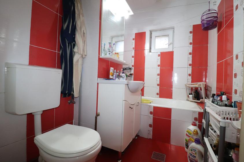 Apartament cu 3 camere în Kiriac