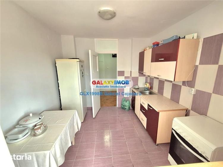 Apartament cu 3 camere semidecomandat, mobilat în Tudor Vladimirescu