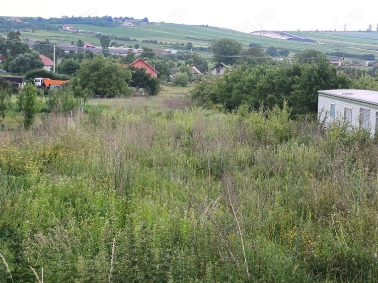 Teren de 1350 mp, în Tureni