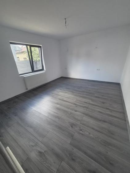 Casă individuală cu 3 camere cu Canalizare în Valu lui Traian