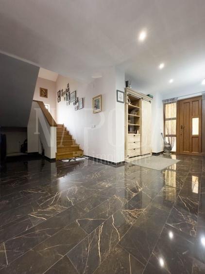 Casă individuală cu 4 camere cu Canalizare în Borhanci
