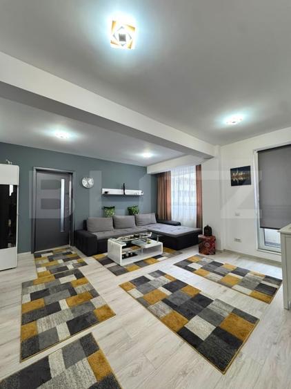 Apartament cu 3 camere semidecomandat, mobilat în Florești