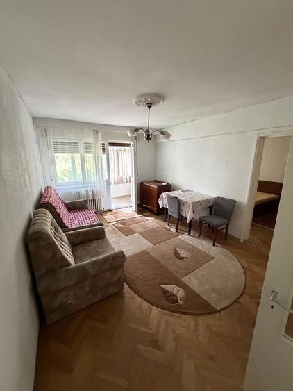 Apartament cu 2 camere semidecomandat în Mărăței