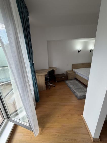 Apartament cu 2 camere semidecomandat, mobilat în Plopilor