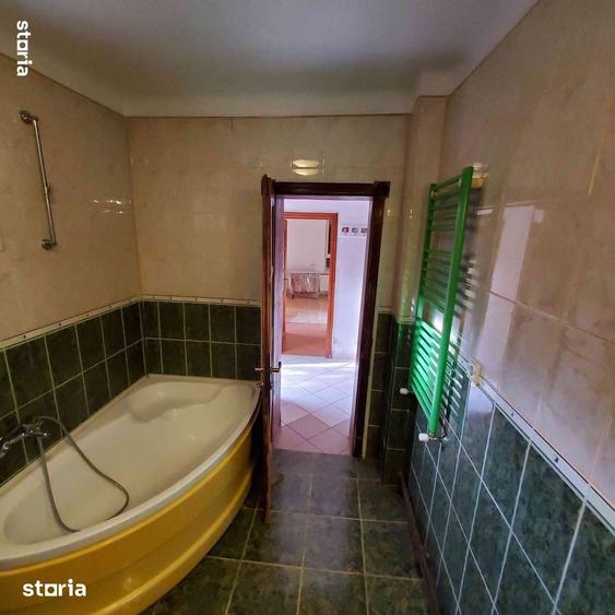 Casă cu 3 camere cu Teren 300 Mp în Păulești