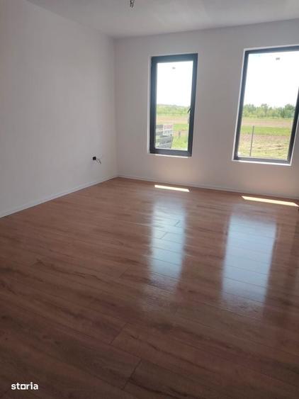 Casă cu 3 camere în Central